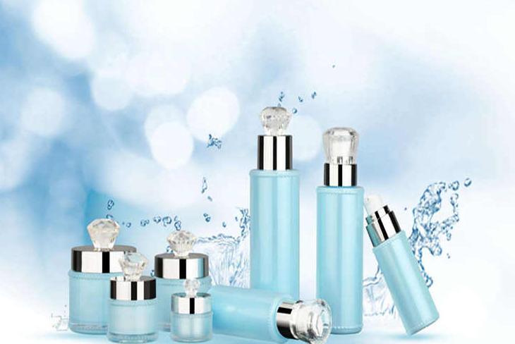 Synlotc Biotech'in Bilim Destekli Yaşlanma Karşıtı Çözümleriyle Cilt Bakım Rutininizde Devrim Yapın